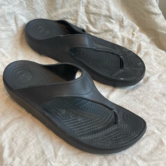 CROCS - WOMENS SLOANE PLATFORM FLIP - 9 - Picture 1 of 5